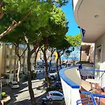 Adria - Colazione Fino Alle 12 Hotel 3*