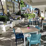 Hotel Adria - Colazione Fino Alle 12