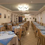 Adria - Colazione Fino Alle 12 Hotel Misano Adriatico