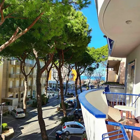 Adria - Colazione Fino Alle 12 Hotell 3*