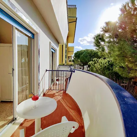 Adria - Colazione Fino Alle 12 3*