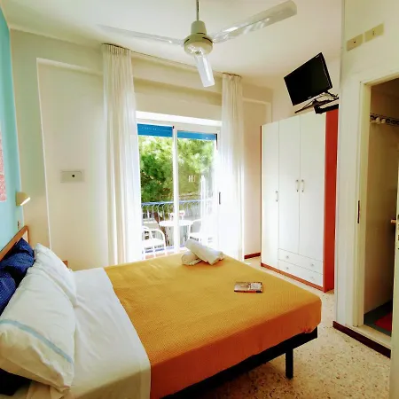 Hotell Adria - Colazione Fino Alle 12