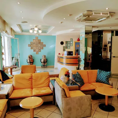 Adria - Colazione Fino Alle 12 Hotell Misano Adriatico