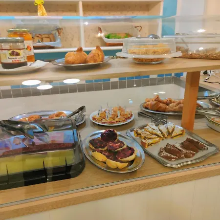 Adria - Colazione Fino Alle 12 3*