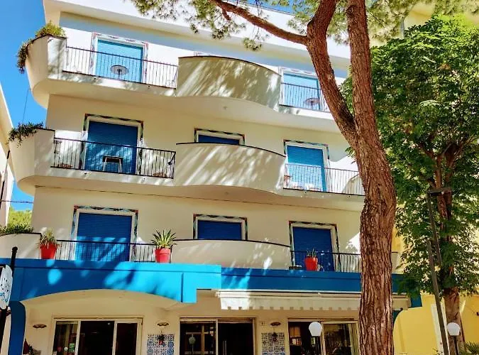 Adria - Colazione Fino Alle 12 Hotell Misano Adriatico