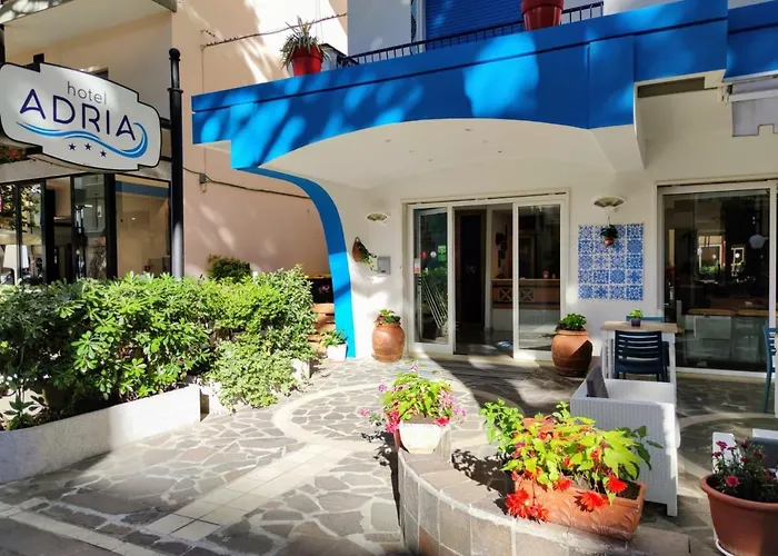 Hotel Adria - Colazione Fino Alle 12 3*