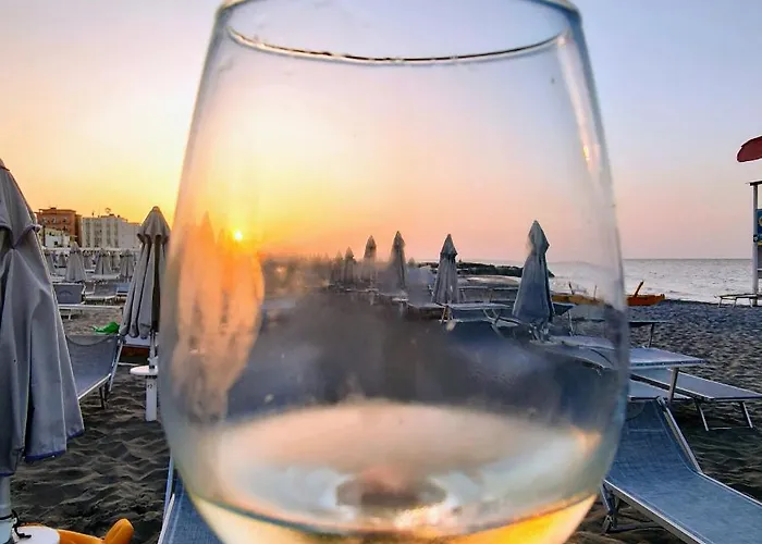 Adria - Colazione Fino Alle 12 3* 미사노아드리아티코