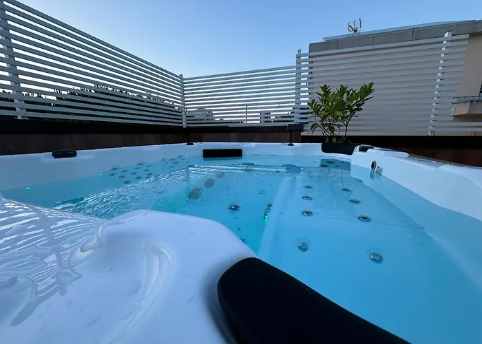 Hotell Adria - Colazione Fino Alle 12