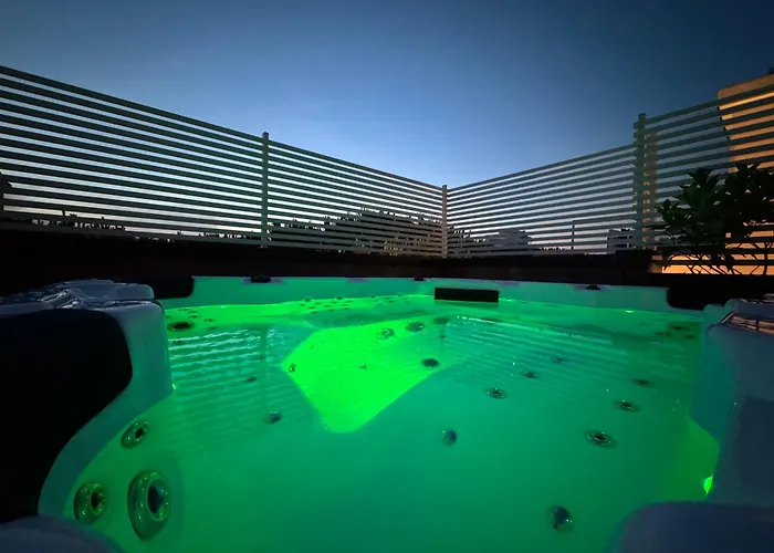 Hotel Adria - Colazione Fino Alle 12 3*